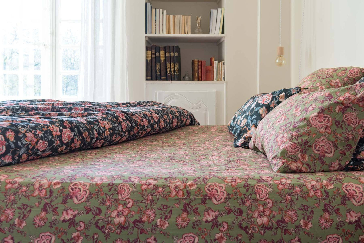 Hoeslaken Khaki Tropical Loon -70x140 cm - Luz and Moon