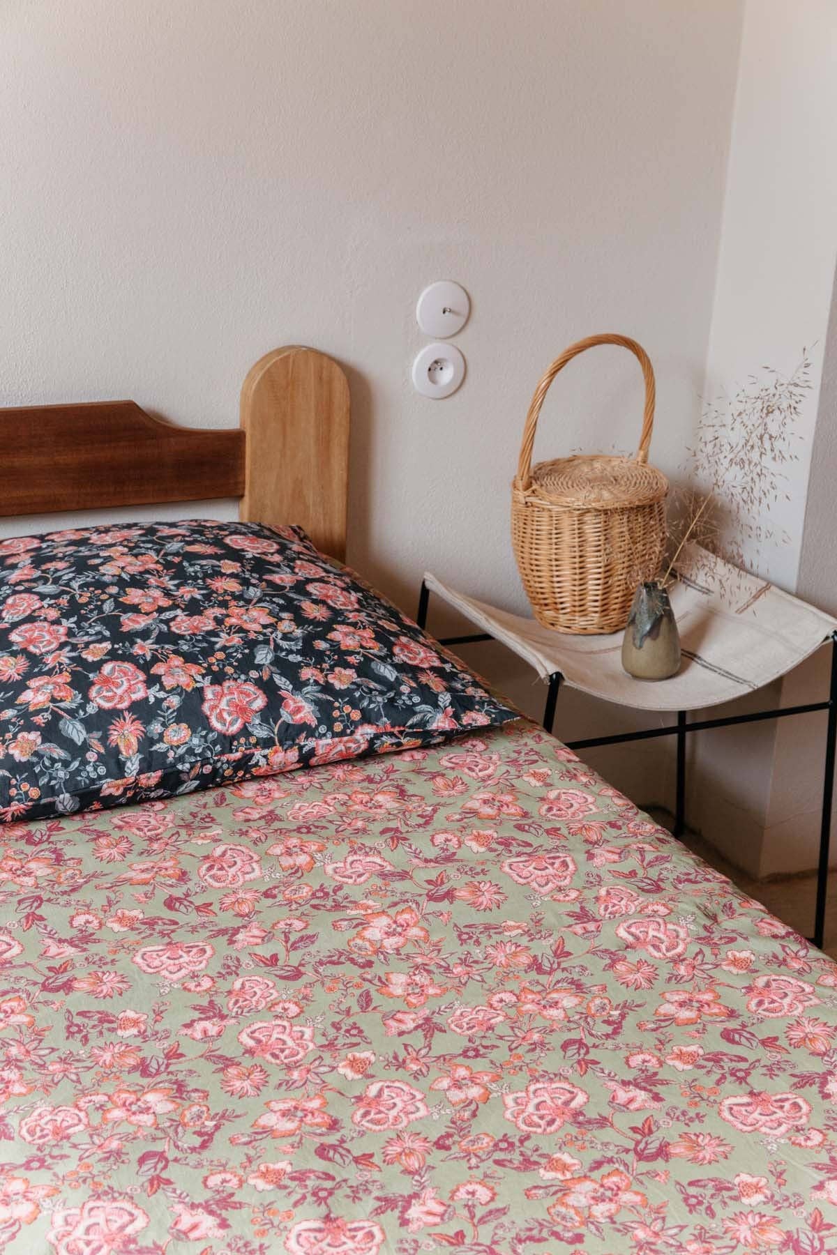 Hoeslaken Khaki Tropical Loon -70x140 cm - Luz and Moon