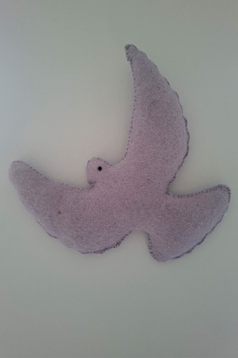 Vilten wandvogel Lila - 2 varianten