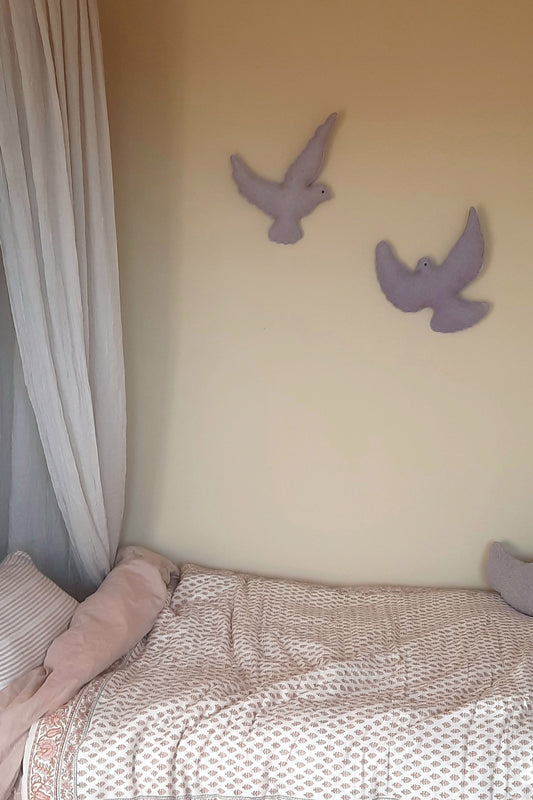 Vilten wandvogel Lila - 2 varianten