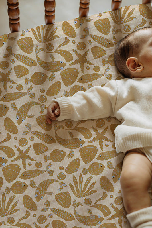 XL swaddle Nim Golden Brown