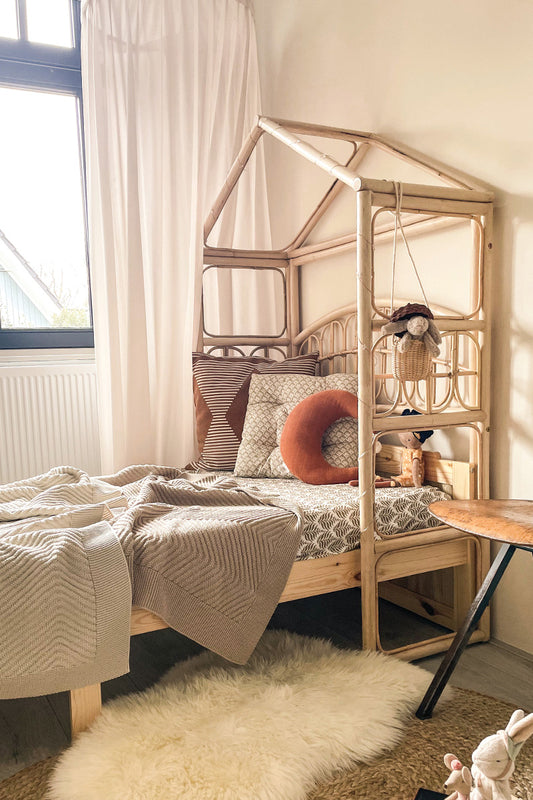 Rotan bedhuisje - Luz and Moon