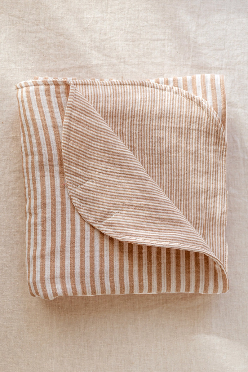 Mousseline deken streep - caramel