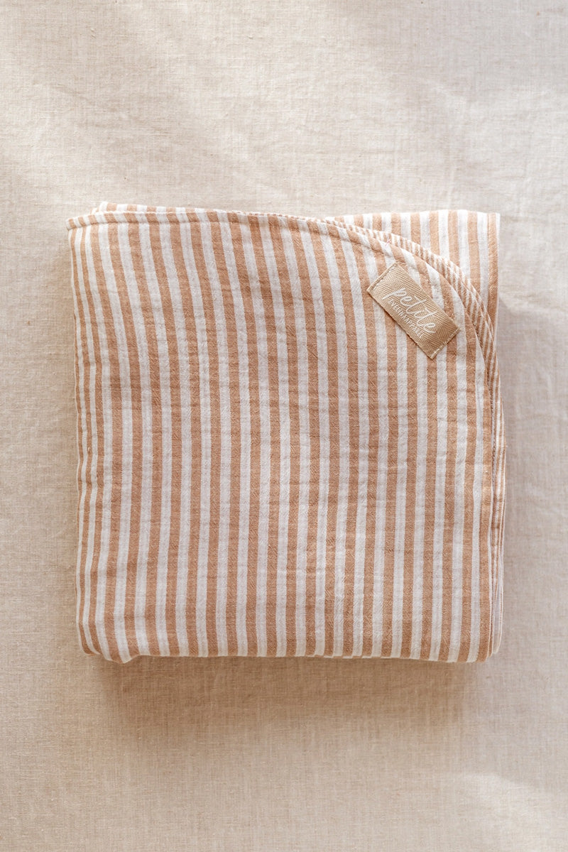 Mousseline deken streep - caramel