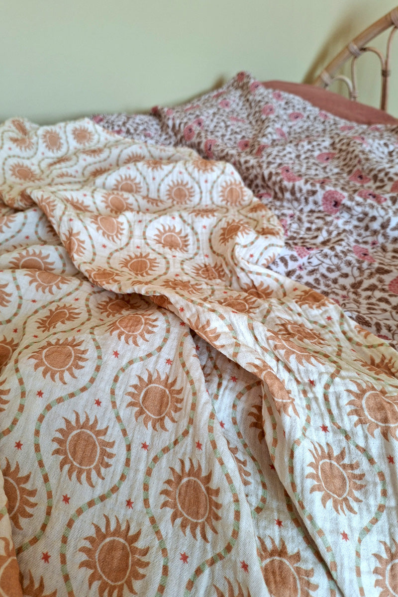 XL swaddle Sol cream - Luz and Moon