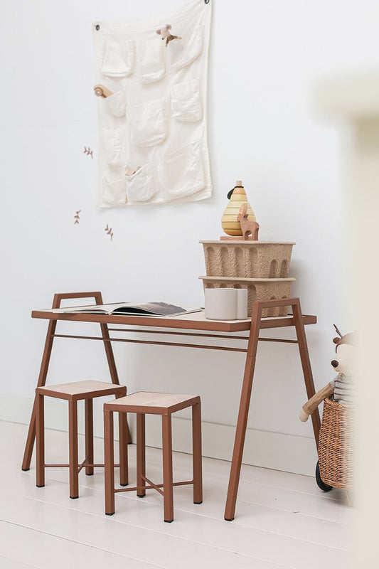 Kindertafeltje - bruin - Luz and Moon